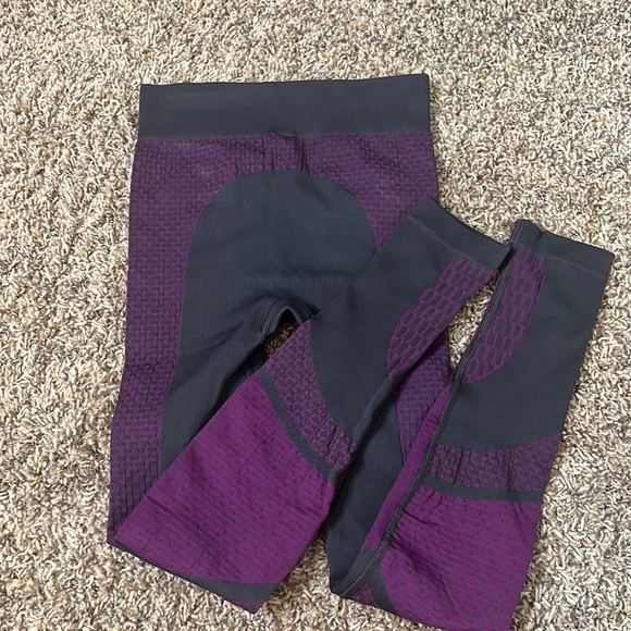 Lululemon About That‎ Base Tight - Picture 4 of 5